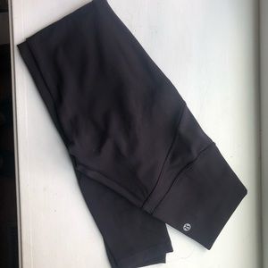 Lululemon In Movement tights, Everlux 25”